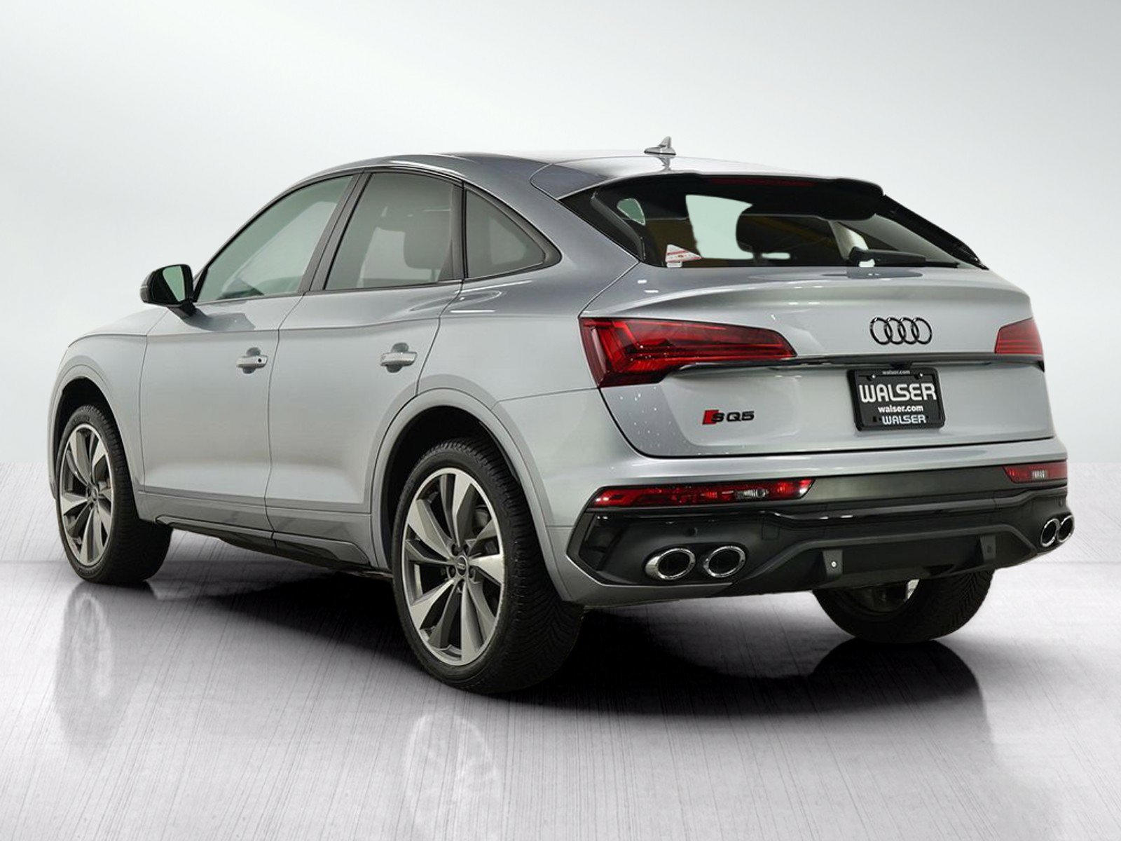 Used 2023 Audi SQ5 Premium Plus w/ Premium Plus Package AWD/4WD image 3