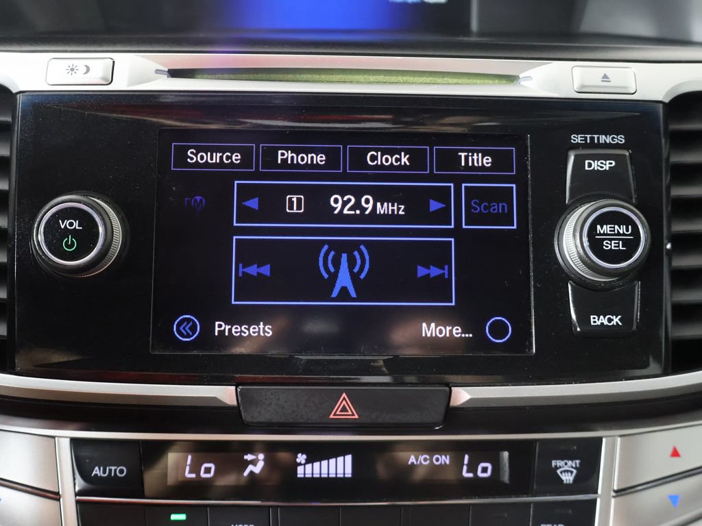 Used 2015 Honda Accord EX-L image 40