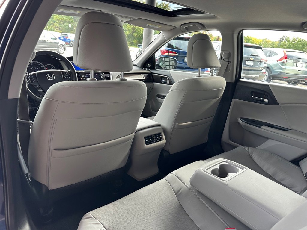 Used 2015 Honda Accord EX-L image 11