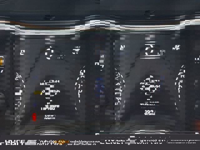 Used 2020 Jeep Grand Cherokee Altitude RWD image 17