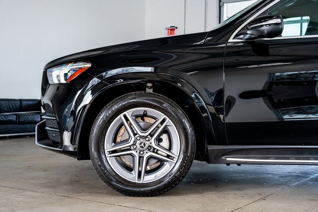 Used 2023 Mercedes-Benz GLE 350 4MATIC w/ AMG Line Exterior image 9