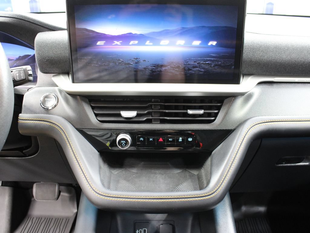 Used 2026 Ford Explorer Tremor w/ Tremor Convenience Package AWD/4WD image 21
