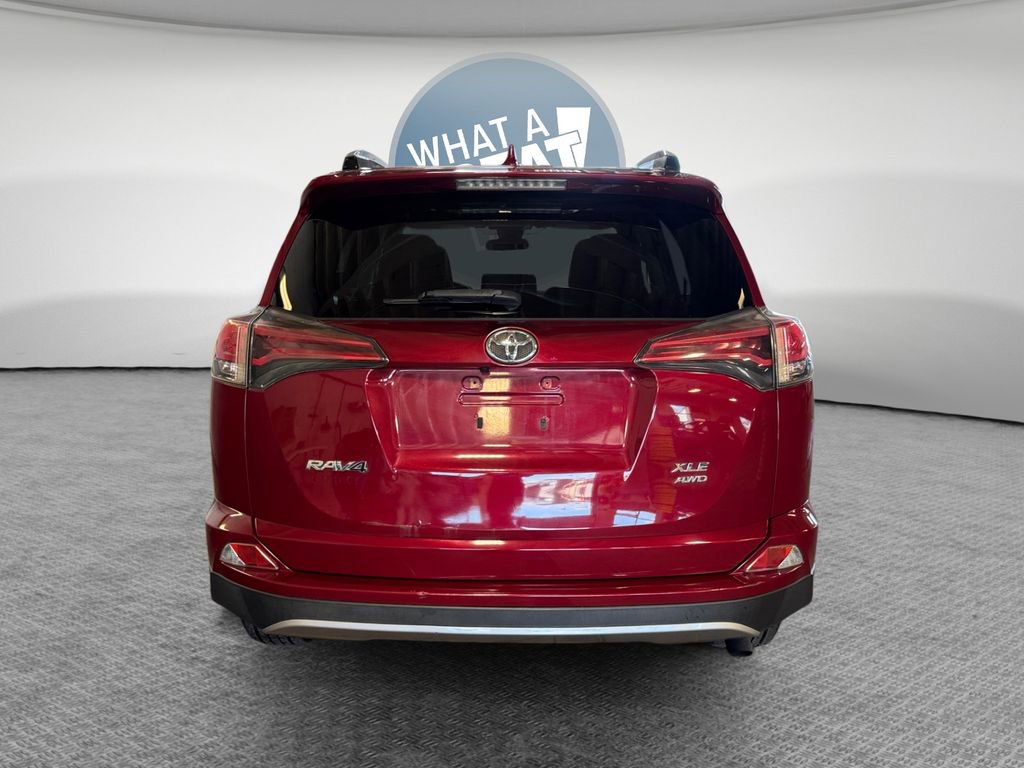 Used 2018 Toyota RAV4 XLE w/ Plus Extra Value Package AWD/4WD image 5