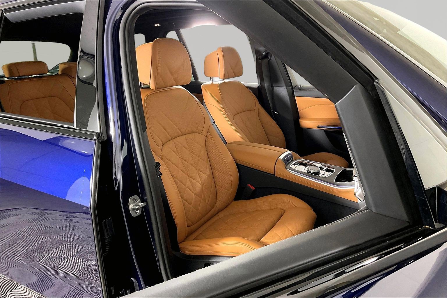 New 2026 BMW X5 xDrive40i AWD/4WD image 16