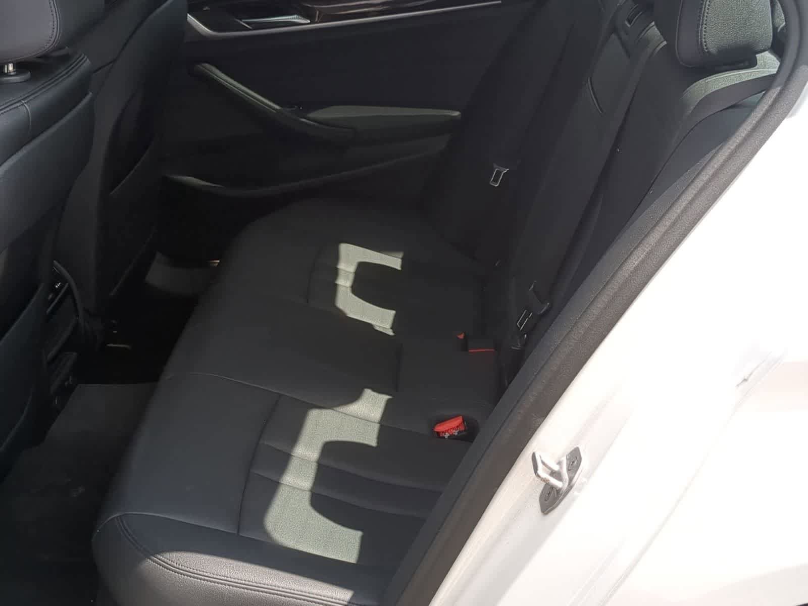 Used 2019 BMW 530i xDrive w/ Convenience Package AWD/4WD image 19