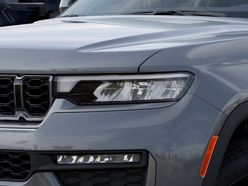 New 2027 Jeep Grand Cherokee L Limited RWD image 10