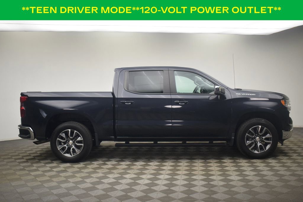 Used 2022 Chevrolet Silverado 1500 LT AWD/4WD image 13