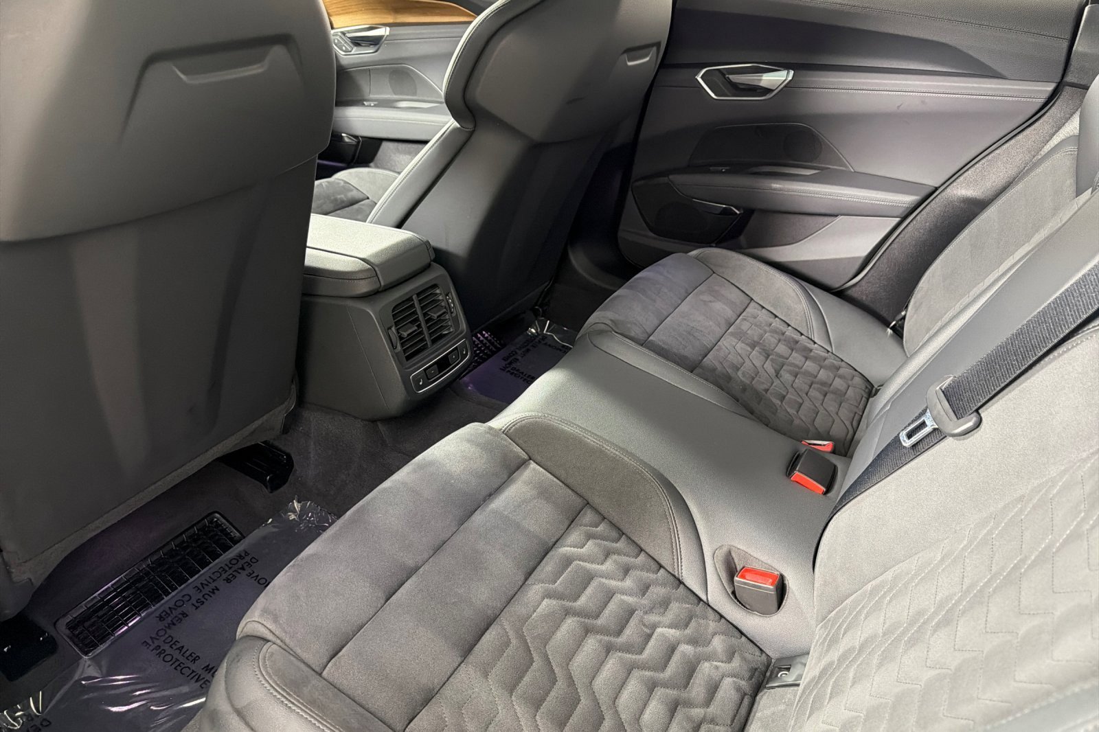 Used 2023 Audi e-tron GT Prestige w/ Prestige Package image 11