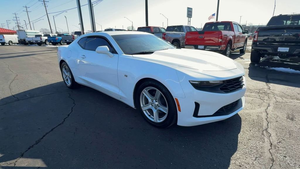 Used 2023 Chevrolet Camaro LT image 2