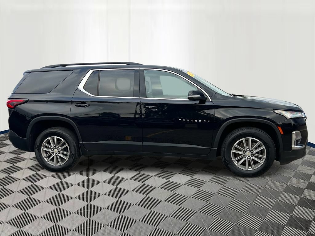 Used 2022 Chevrolet Traverse LT FWD image 6