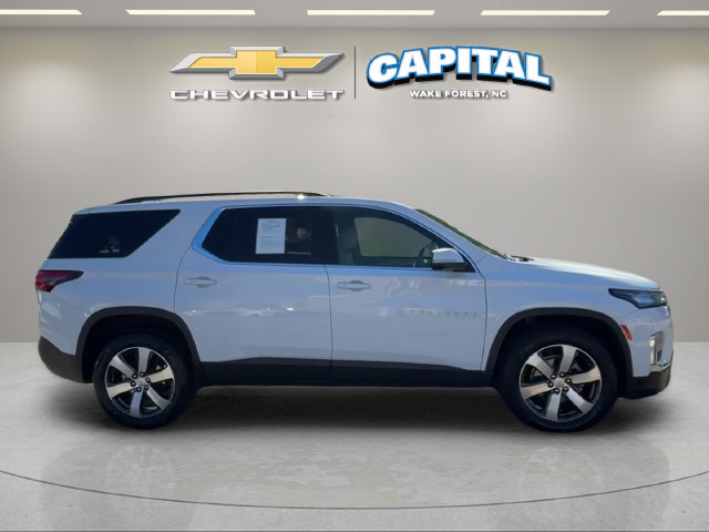 Used 2023 Chevrolet Traverse LT w/ LT Premium Package FWD image 7