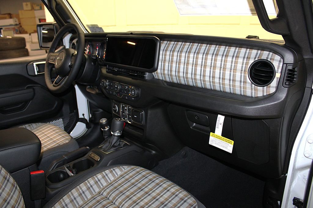 New 2026 Jeep Wrangler Unlimited Sport image 25