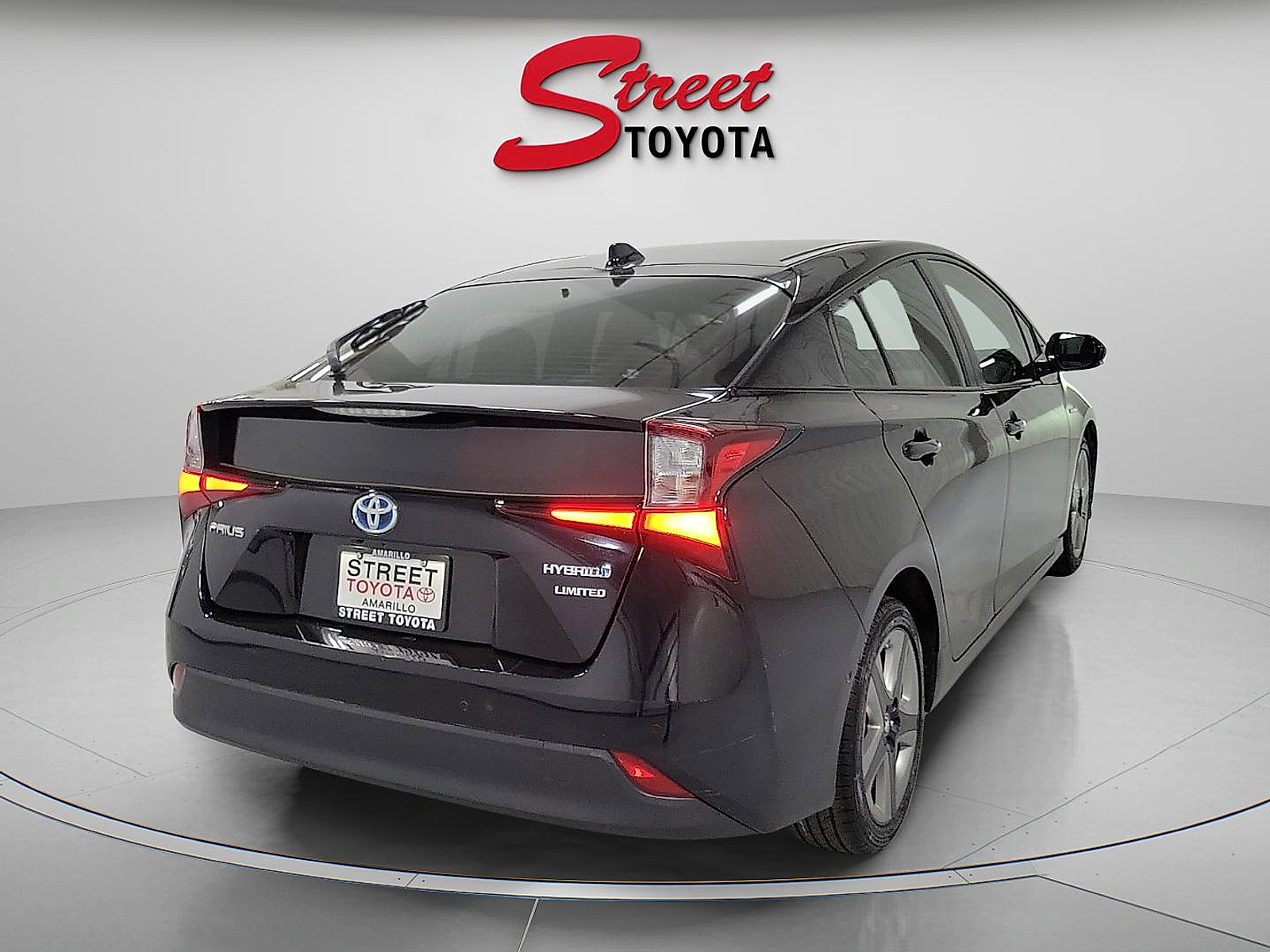 Certified 2019 Toyota Prius Limited image 4