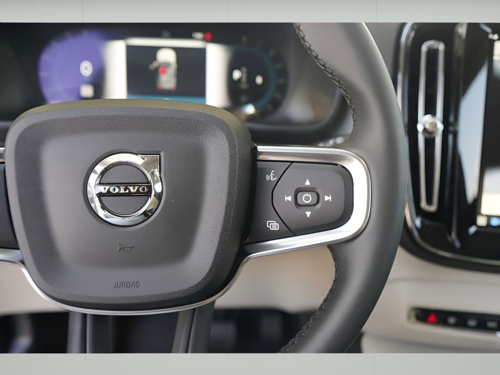 New 2025 Volvo XC40 B5 Ultra w/ Climate Package image 12