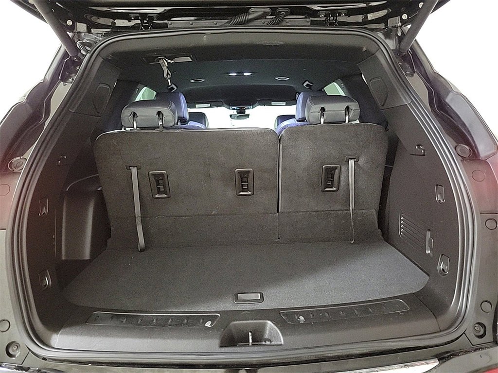 Used 2022 Buick Enclave Premium w/ Surround and Sites Package image 24