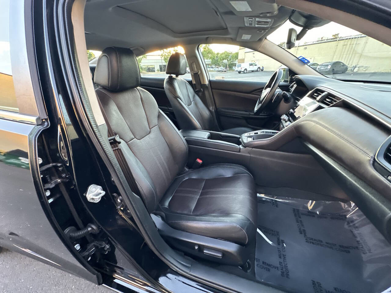 Used 2020 Honda Insight Touring image 19