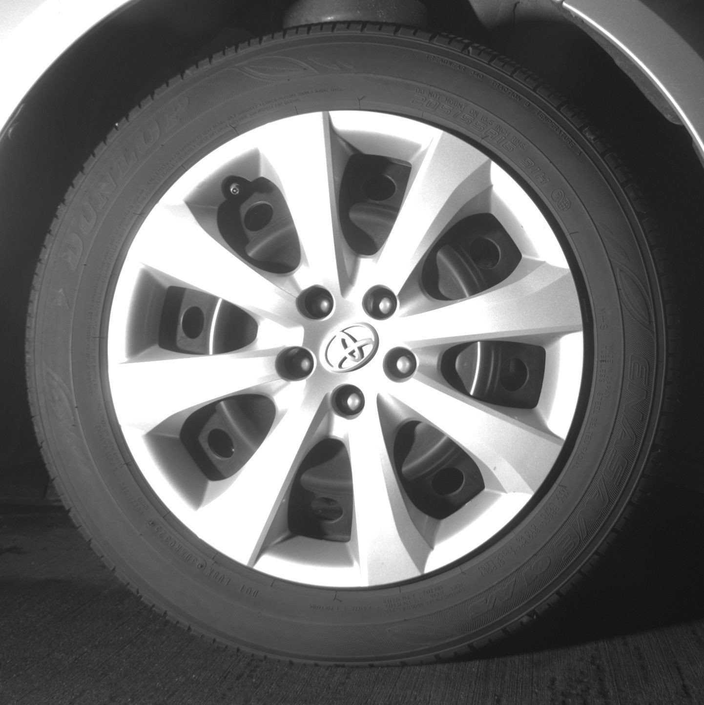 Used 2025 Toyota Corolla LE FWD image 16