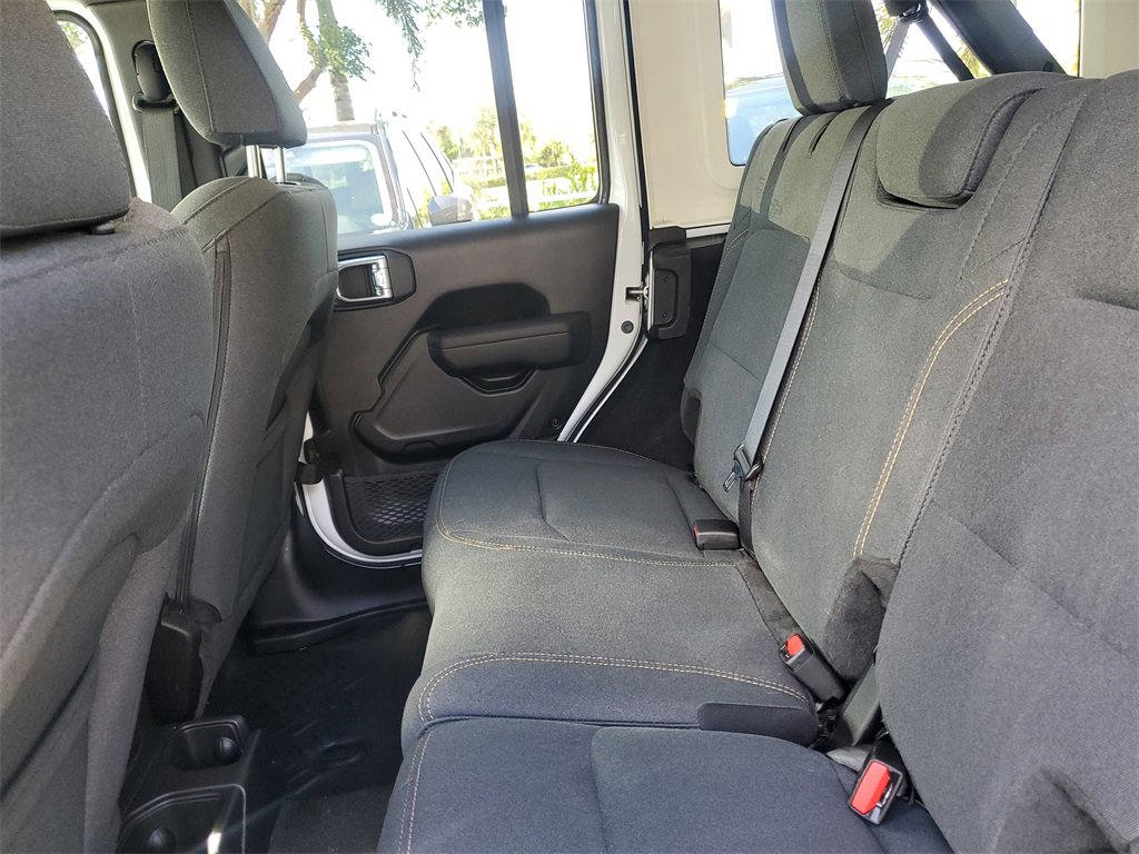 Used 2025 Jeep Wrangler Sport S image 10