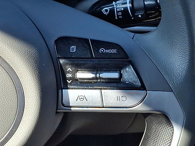 Certified 2023 Hyundai Elantra SEL image 21