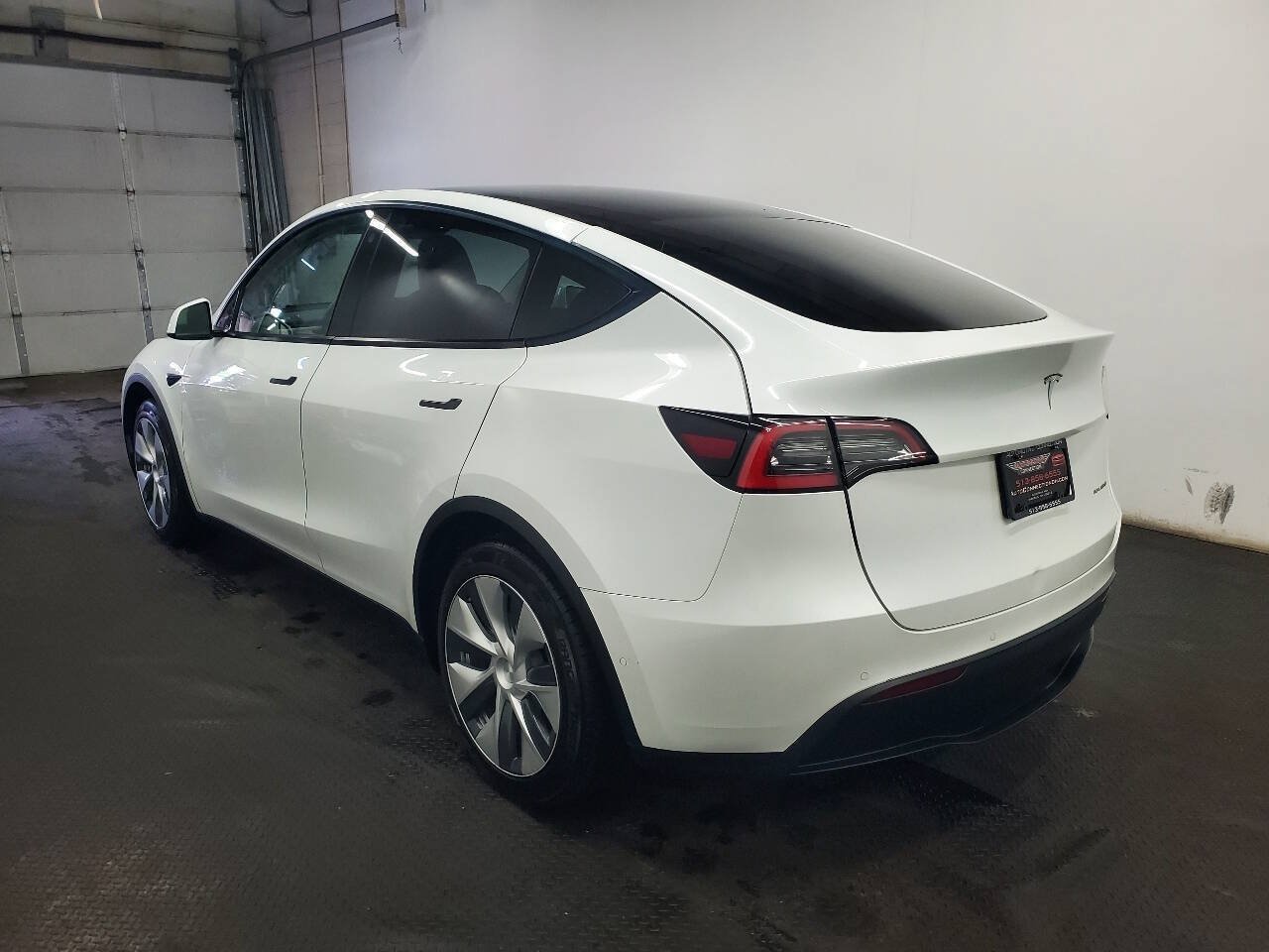 Used 2021 Tesla Model Y Long Range AWD/4WD image 5