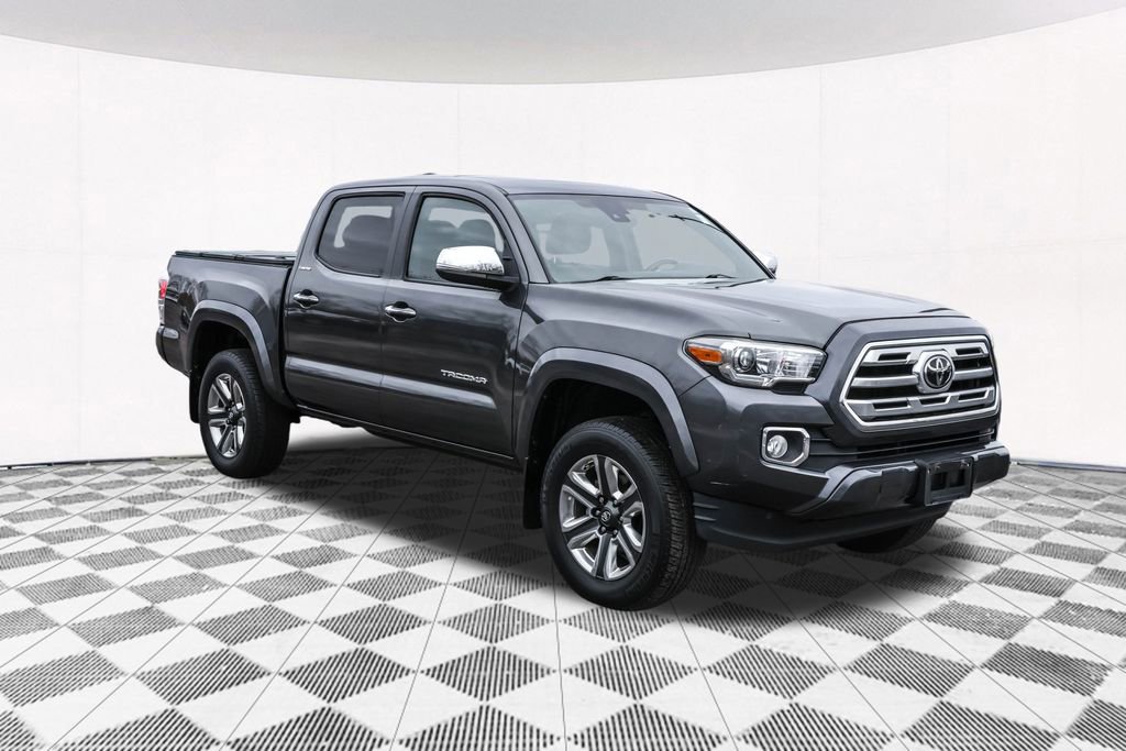 Used 2019 Toyota Tacoma Limited image 11