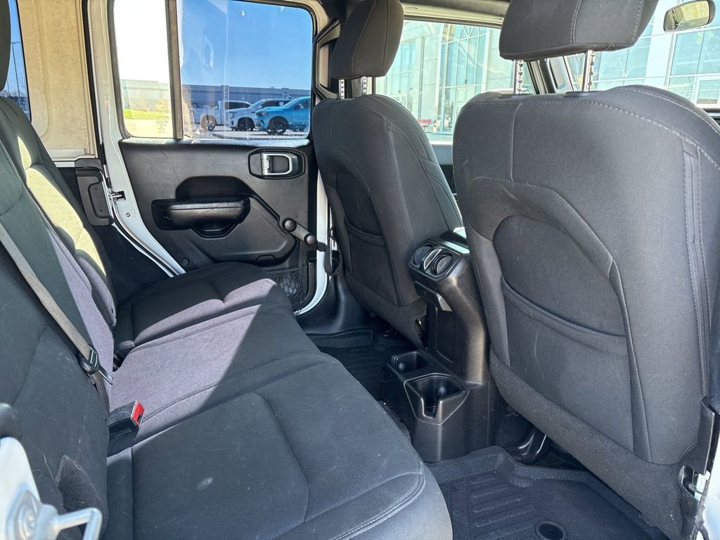 Used 2018 Jeep Wrangler Unlimited Sport AWD/4WD image 13