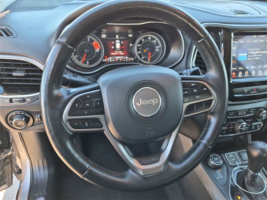Used 2019 Jeep Cherokee Limited image 14