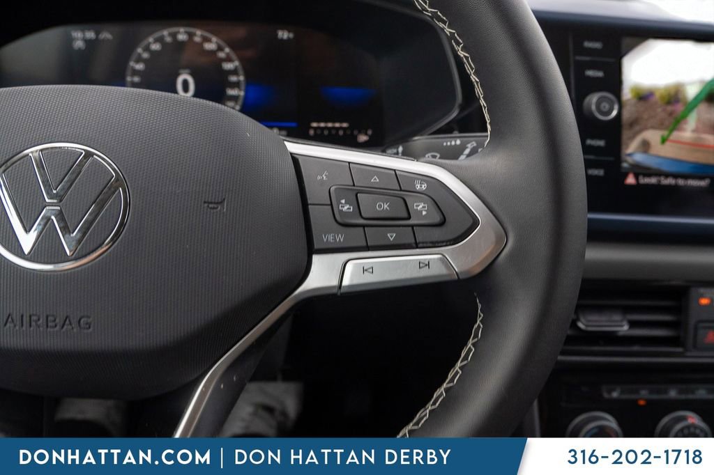 Used 2023 Volkswagen Taos SE AWD/4WD image 13