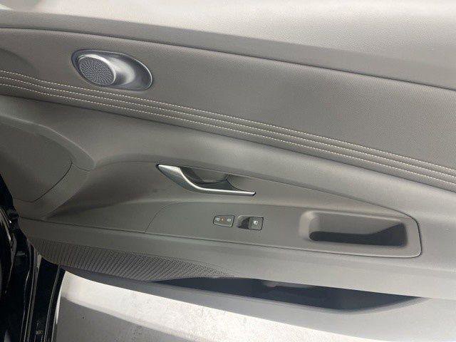 New 2026 Hyundai Elantra Sport image 21