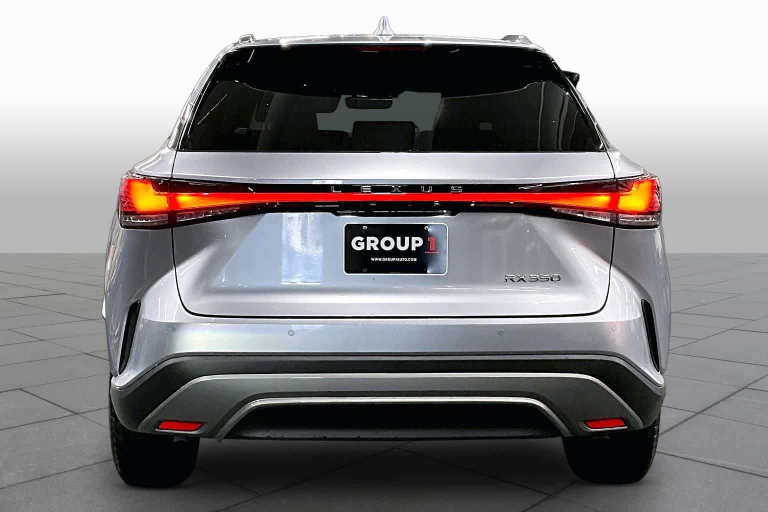 Used 2026 Lexus RX 350 Premium w/ Accessory Package (2T) FWD image 5