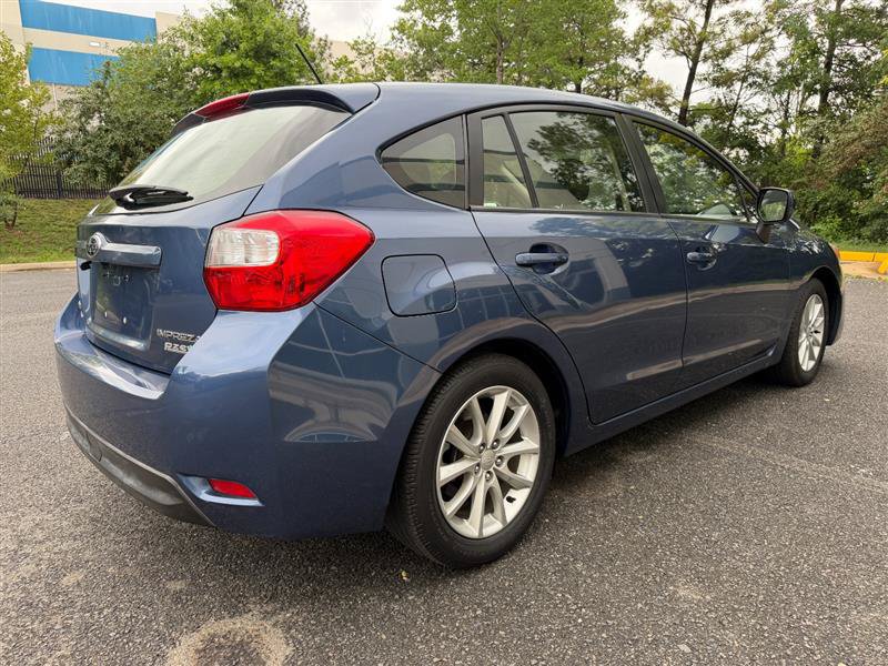 Used 2013 Subaru Impreza 2.0i Premium w/ All-Weather Pkg AWD/4WD image 16