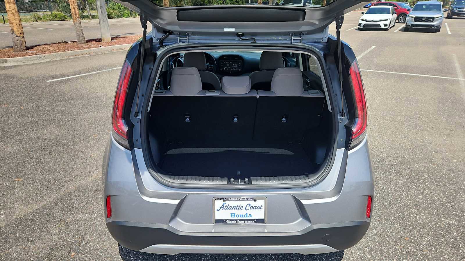 Used 2023 Kia Soul LX image 20