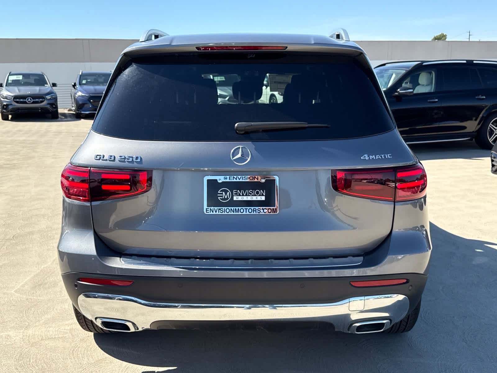 New 2026 Mercedes-Benz GLB 250 4MATIC image 9