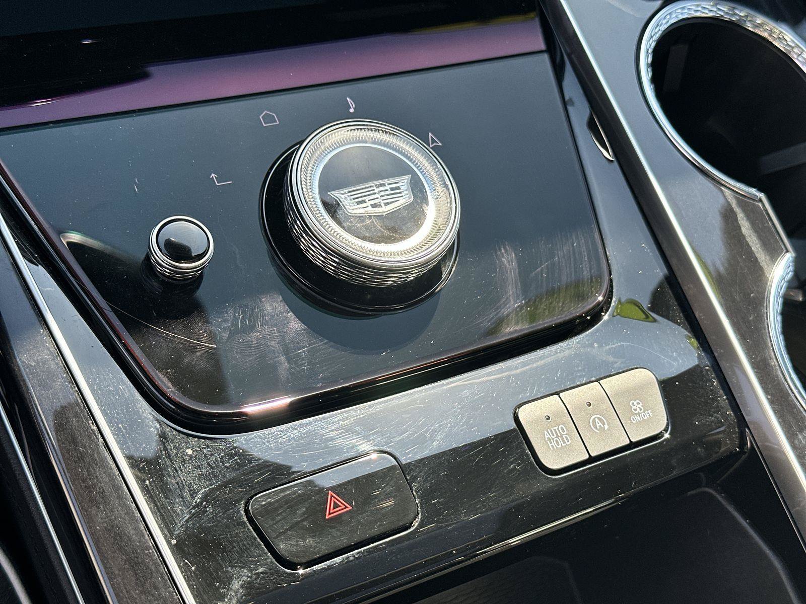 Used 2025 Cadillac Escalade Sport AWD/4WD image 40