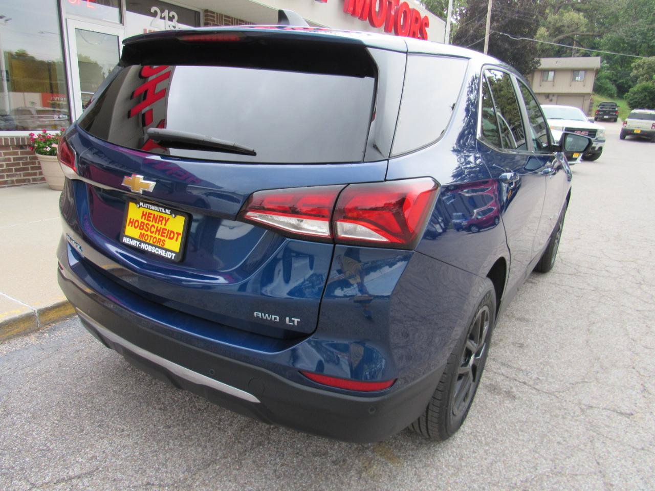 Used 2023 Chevrolet Equinox LT AWD/4WD image 12