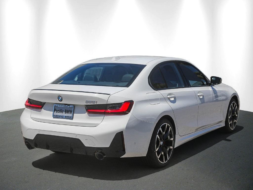 New 2026 BMW 330i Sedan w/ M Sport Package RWD image 6