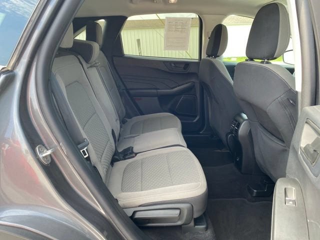 Used 2022 Ford Escape SE w/ SE Sport Appearance Package AWD/4WD image 18