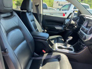 Used 2022 Chevrolet Colorado LT w/ Luxury Package image 13