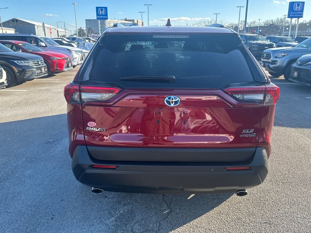 Used 2024 Toyota RAV4 XLE image 6