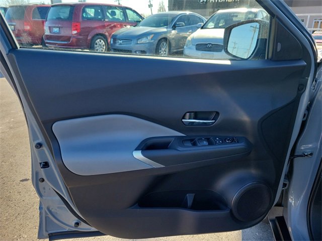 Certified 2021 Nissan Kicks SR w/ SR Premium Package image 21