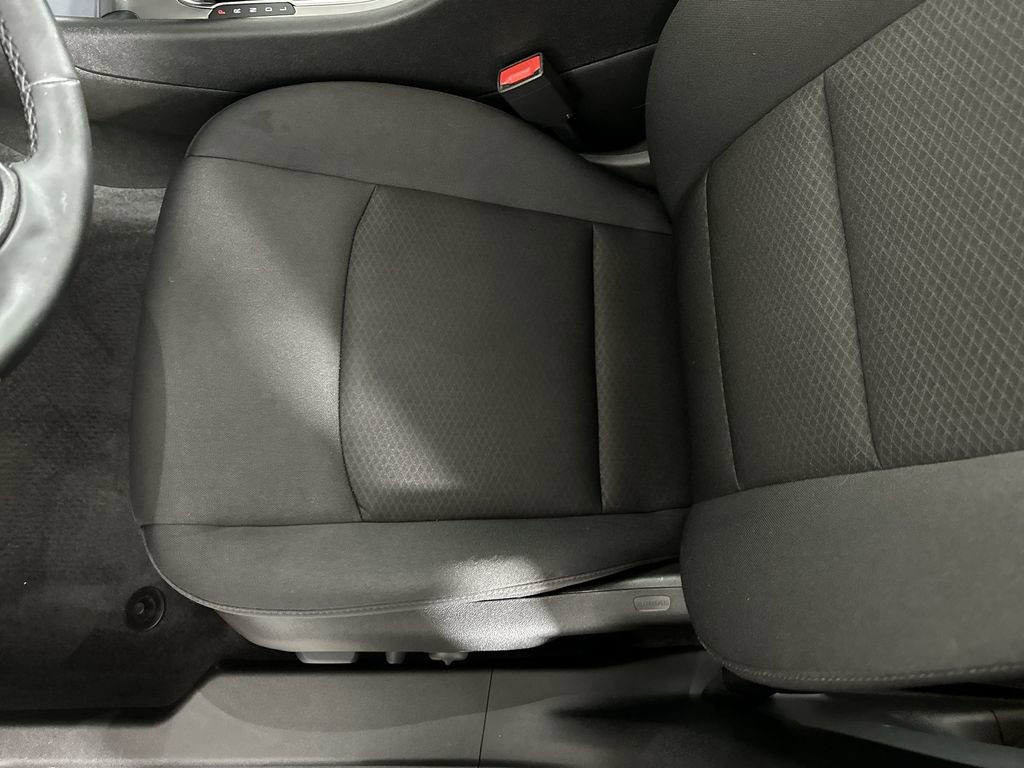 Used 2023 Chevrolet Malibu RS image 22