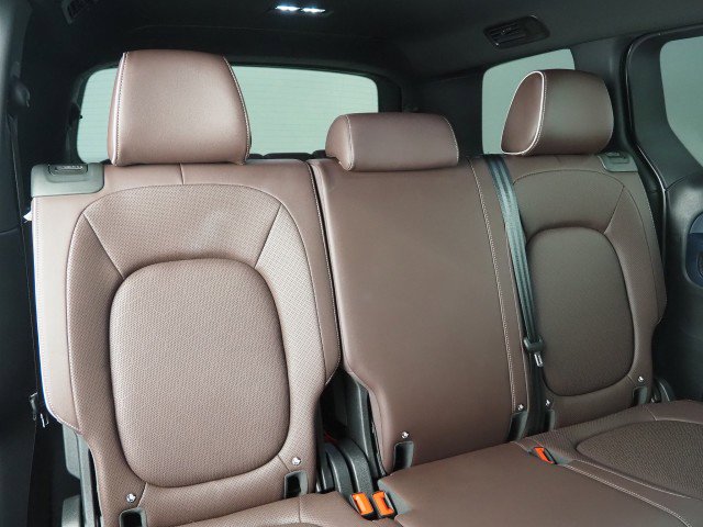 Used 2025 Volkswagen ID. Buzz Pro S image 15