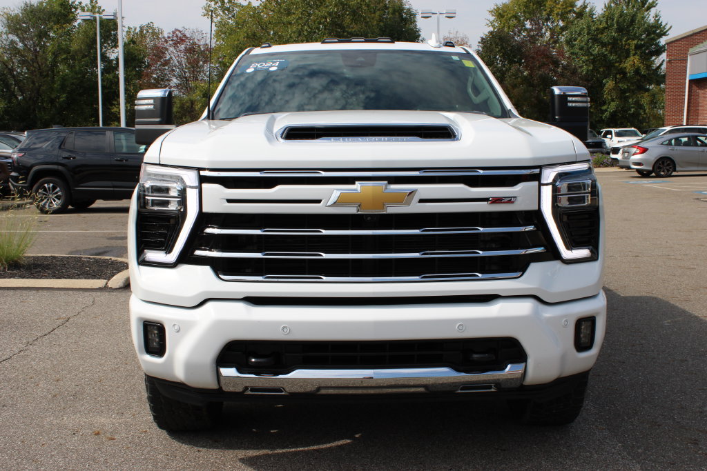 Certified 2024 Chevrolet Silverado 2500 LTZ w/ LTZ Plus Package AWD/4WD image 7