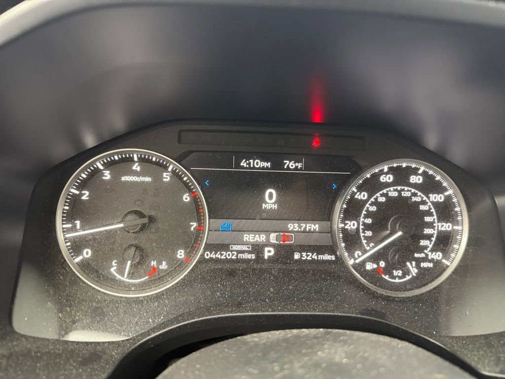 Used 2024 Mitsubishi Outlander ES image 16