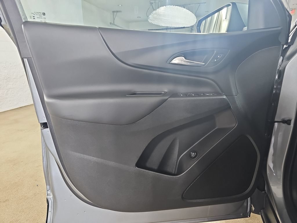 Certified 2024 Chevrolet Equinox LT AWD/4WD image 32