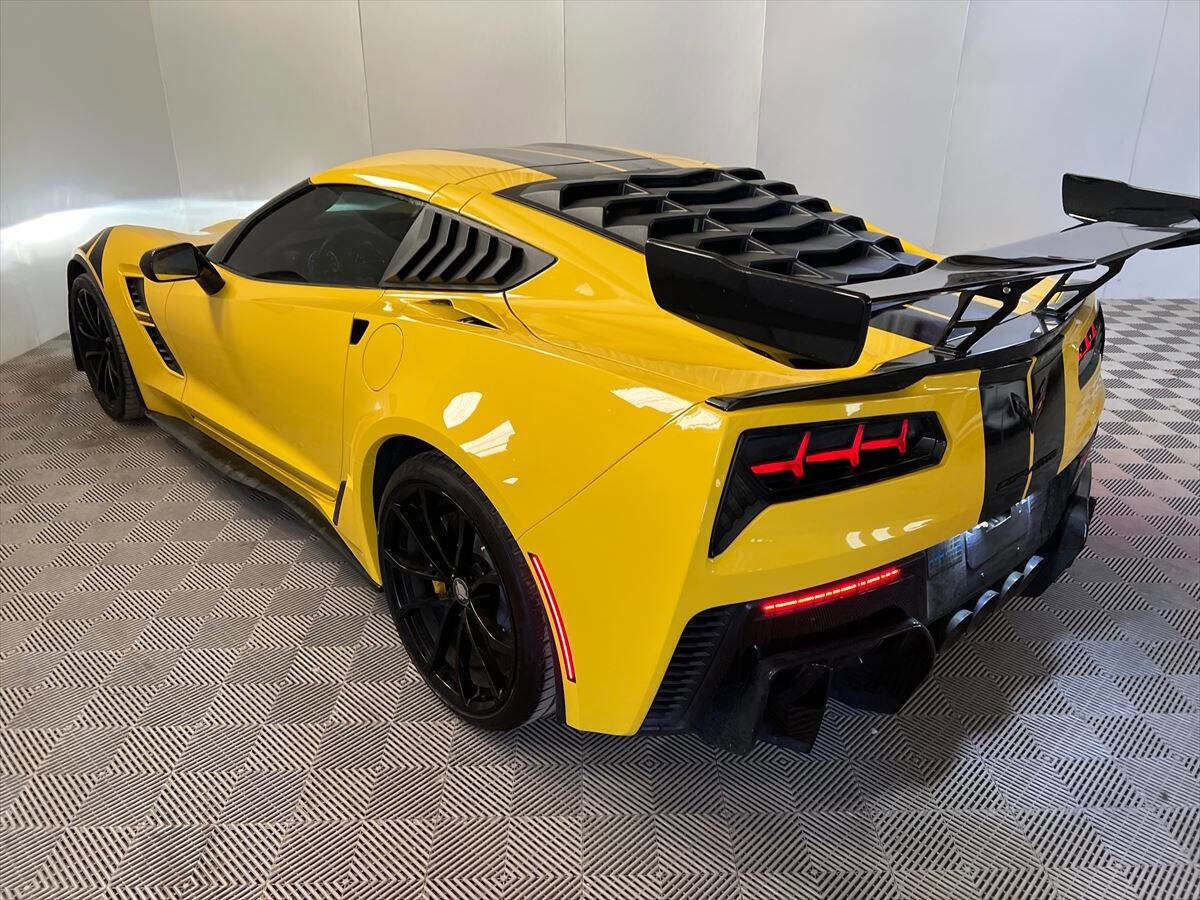 Used 2019 Chevrolet Corvette Grand Sport image 7