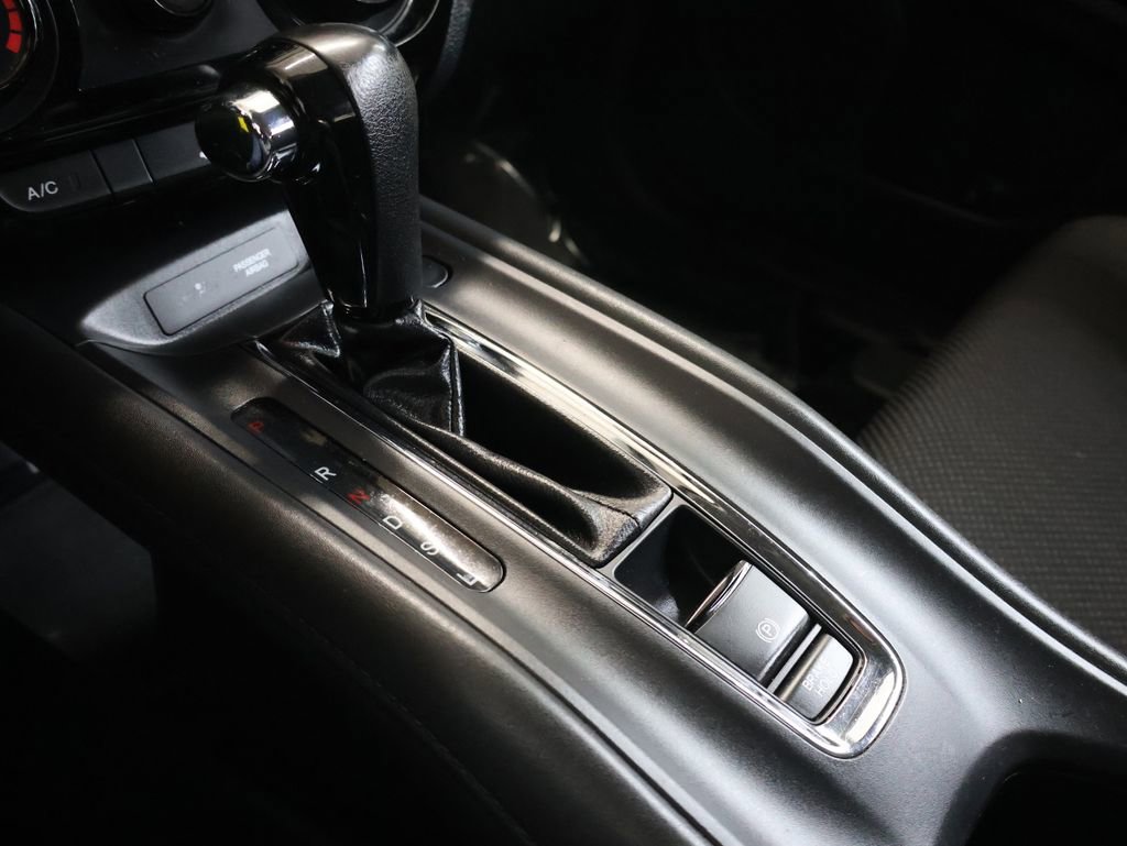 Used 2016 Honda HR-V LX image 22