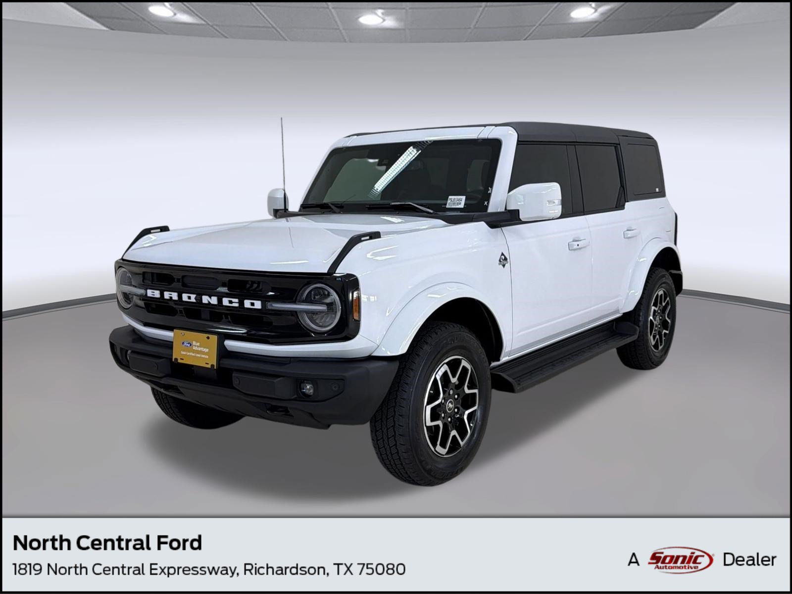 Certified 2025 Ford Bronco Outer Banks AWD/4WD image 1