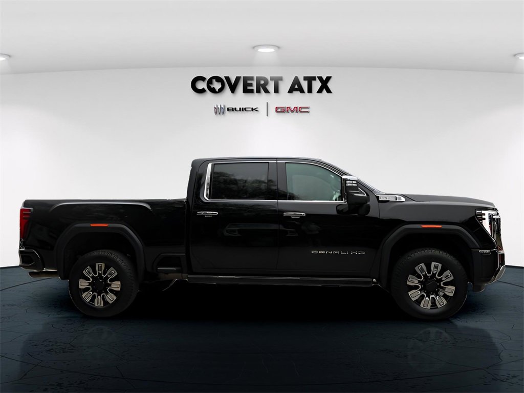 Used 2024 GMC Sierra 3500 Denali w/ Denali Reserve Package image 8