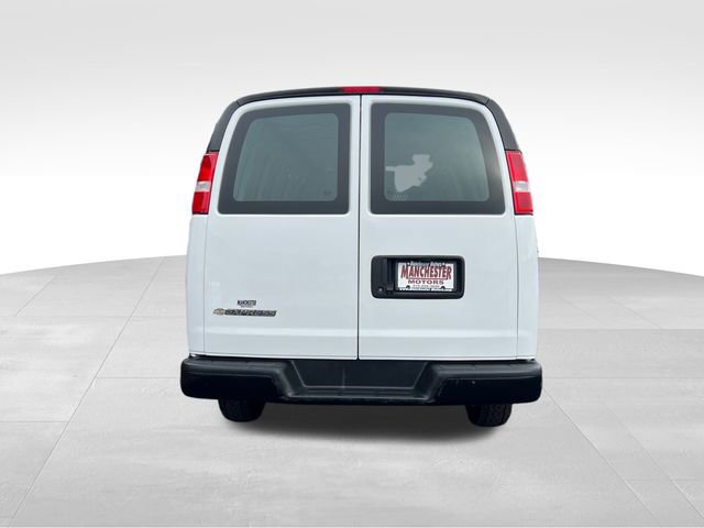 Used 2021 Chevrolet Express 2500 Extended image 6